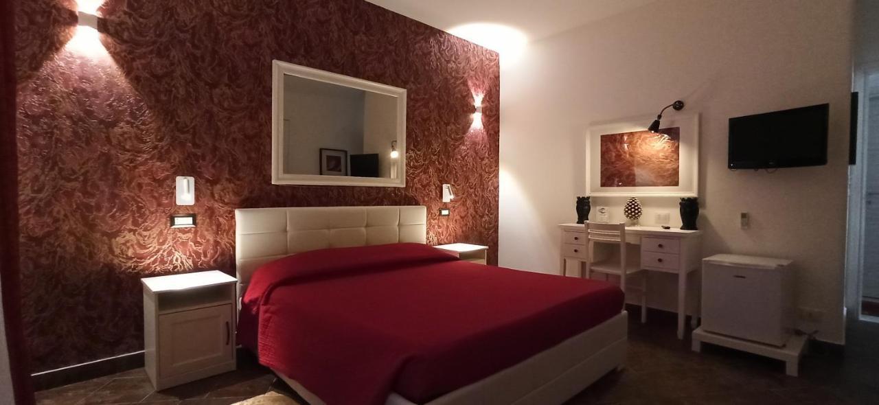 B&B Triskeles Giardini Naxos Eksteriør billede