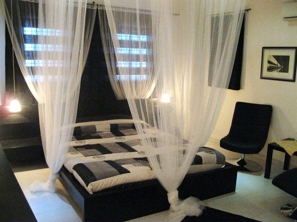 B&B Triskeles Giardini Naxos Eksteriør billede