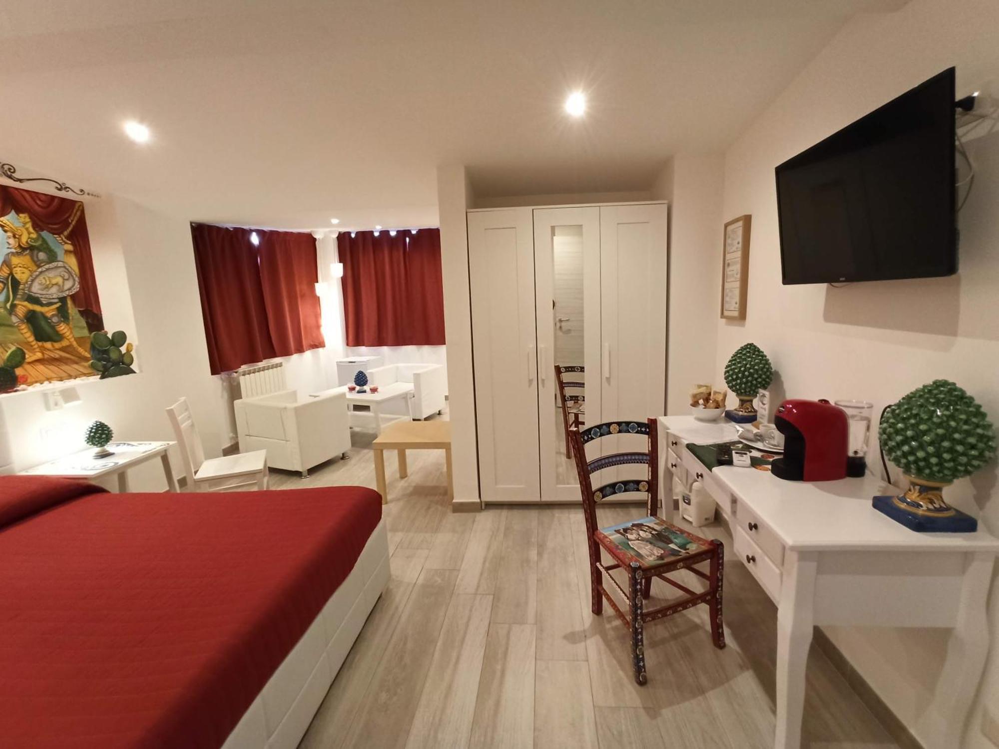 B&B Triskeles Giardini Naxos Eksteriør billede