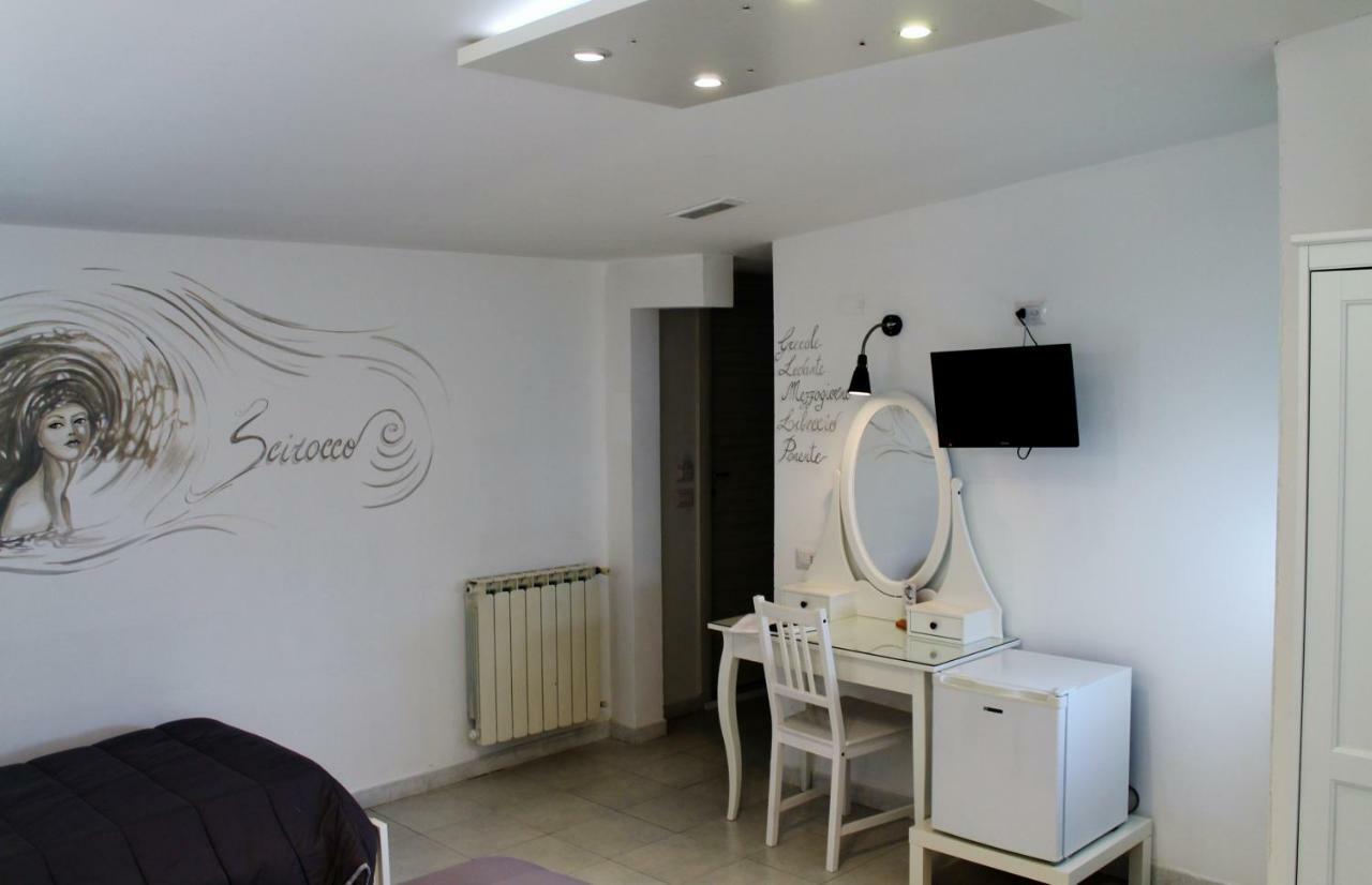 B&B Triskeles Giardini Naxos Eksteriør billede