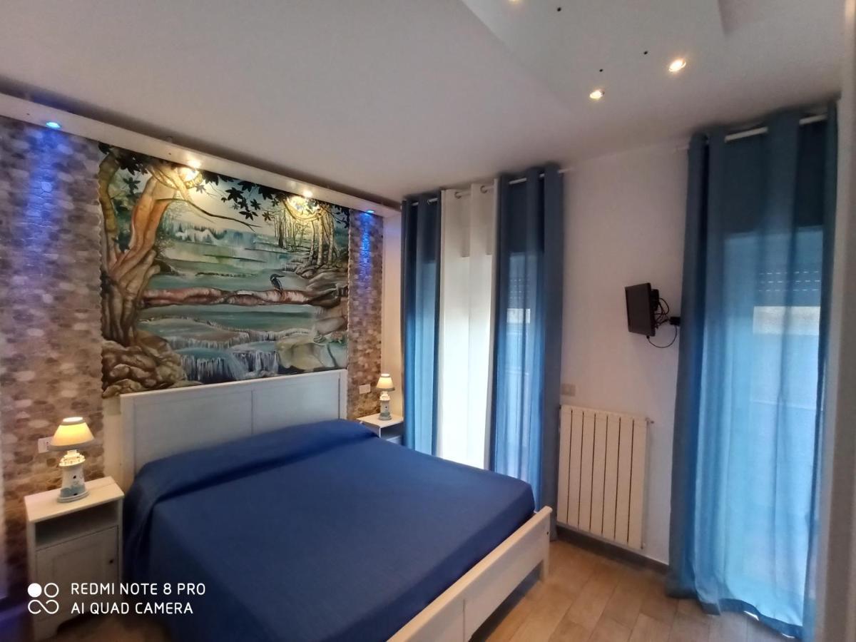 B&B Triskeles Giardini Naxos Eksteriør billede